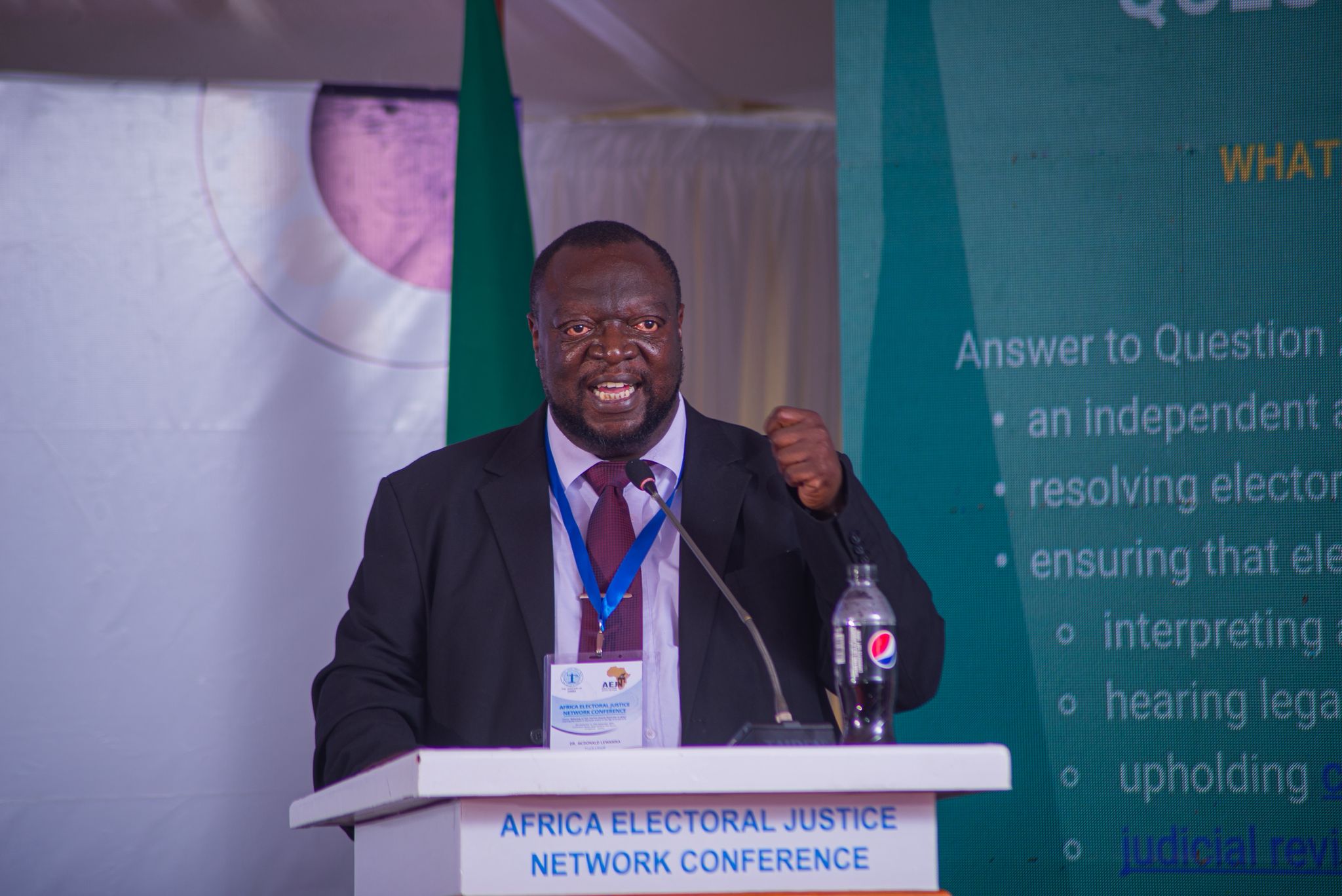 f9ab8b01-1c01-4903-9461-cfbbaa6b7342